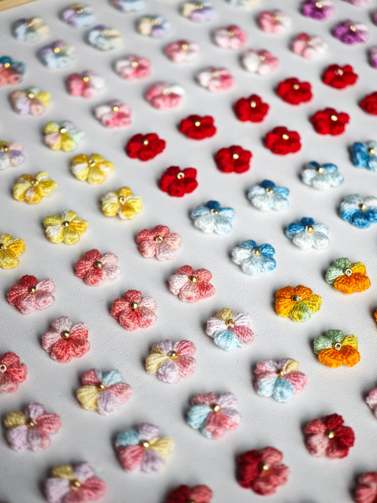 Micro Uncinetto: L'Arte che Illumina la Tua Vita