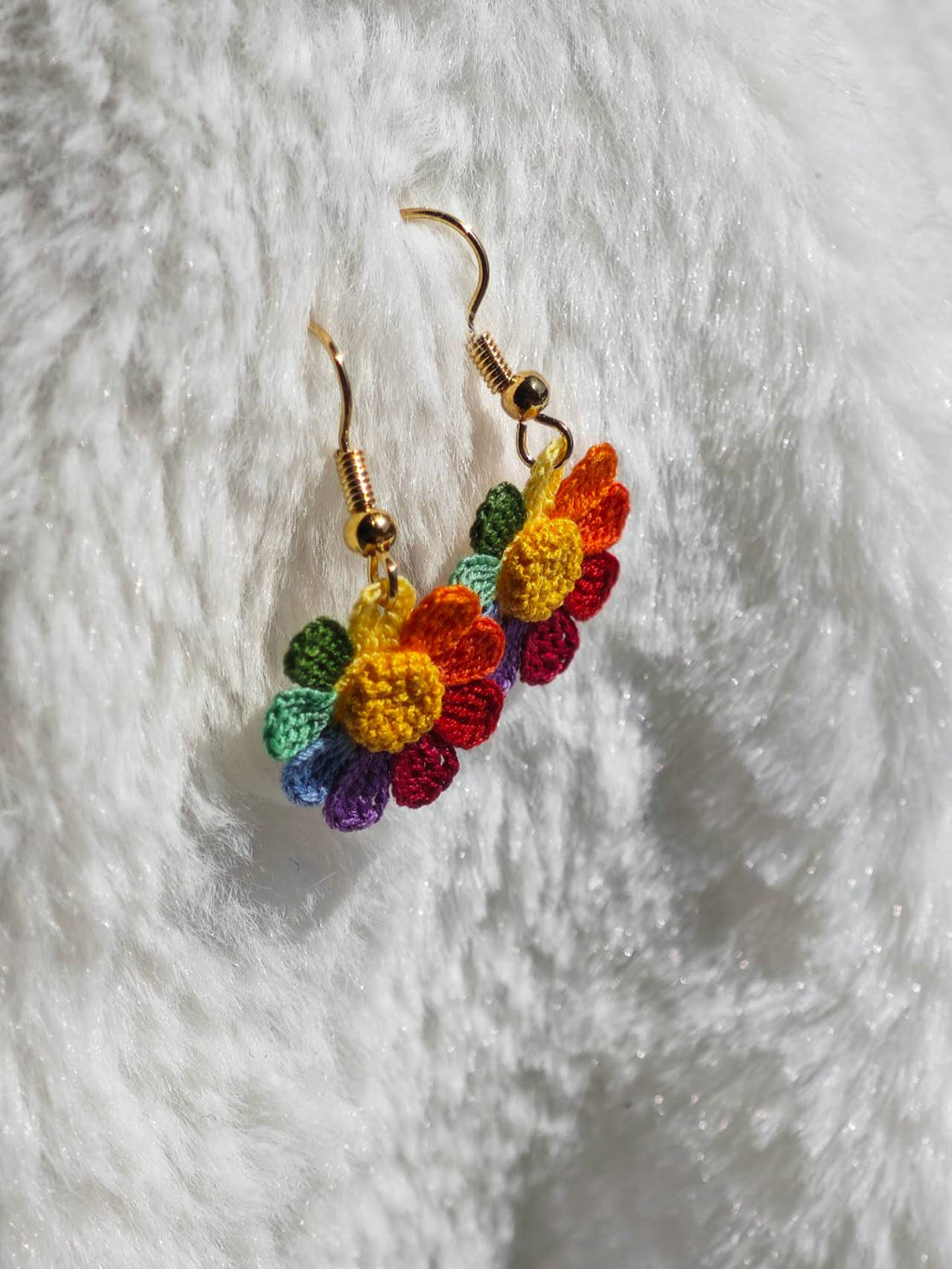Orecchini Artigianali a Fiore Colorato