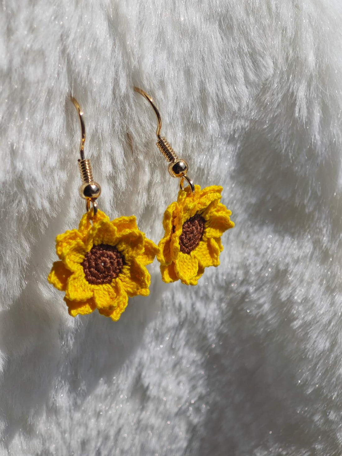 Orecchini Artigianali a Piccolo Girasole